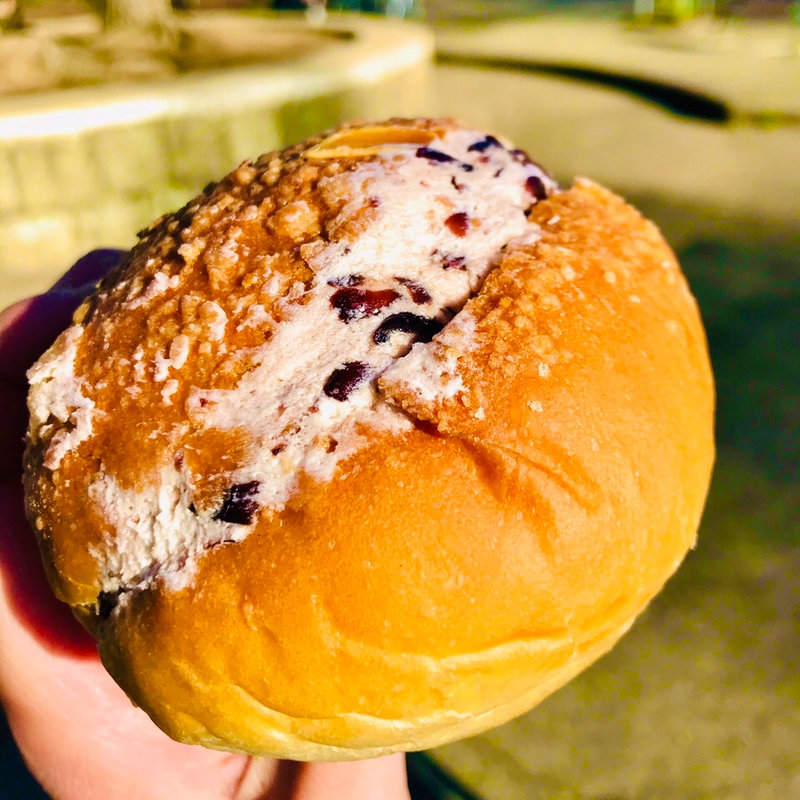 小倉クリームパン(クレッセント)