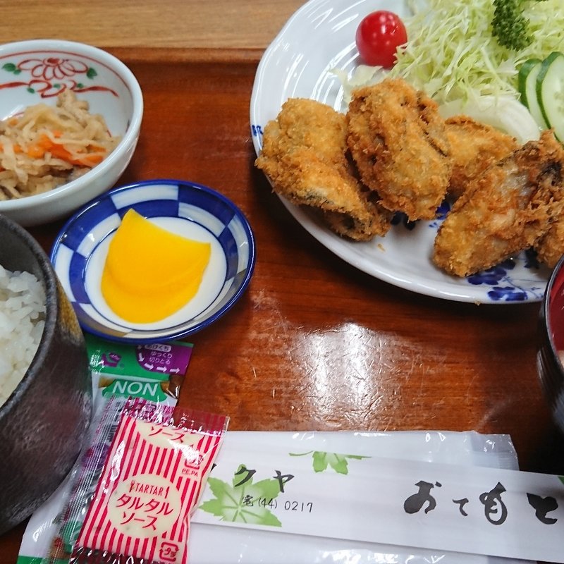 カキフライ定食(フクヤ)