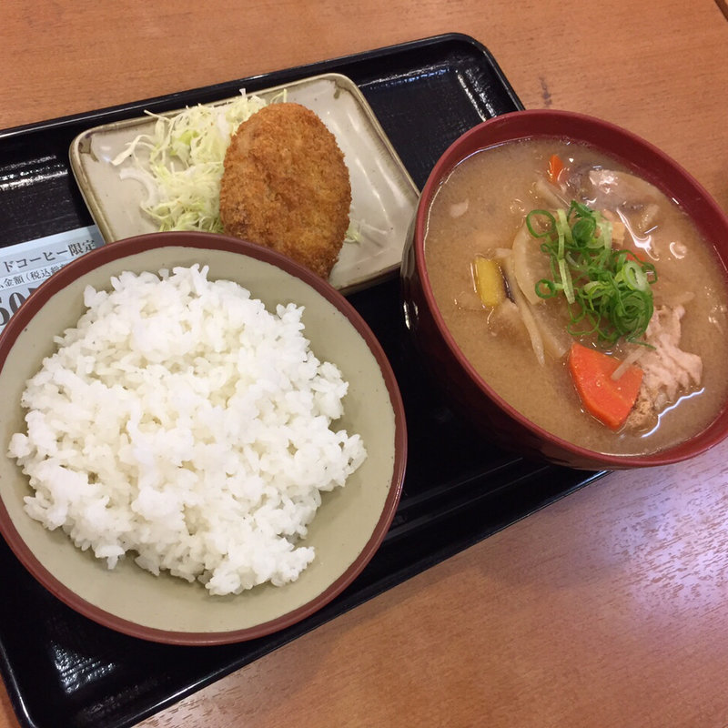 豚汁定食(香芝ＳＡ上り フードコート )
