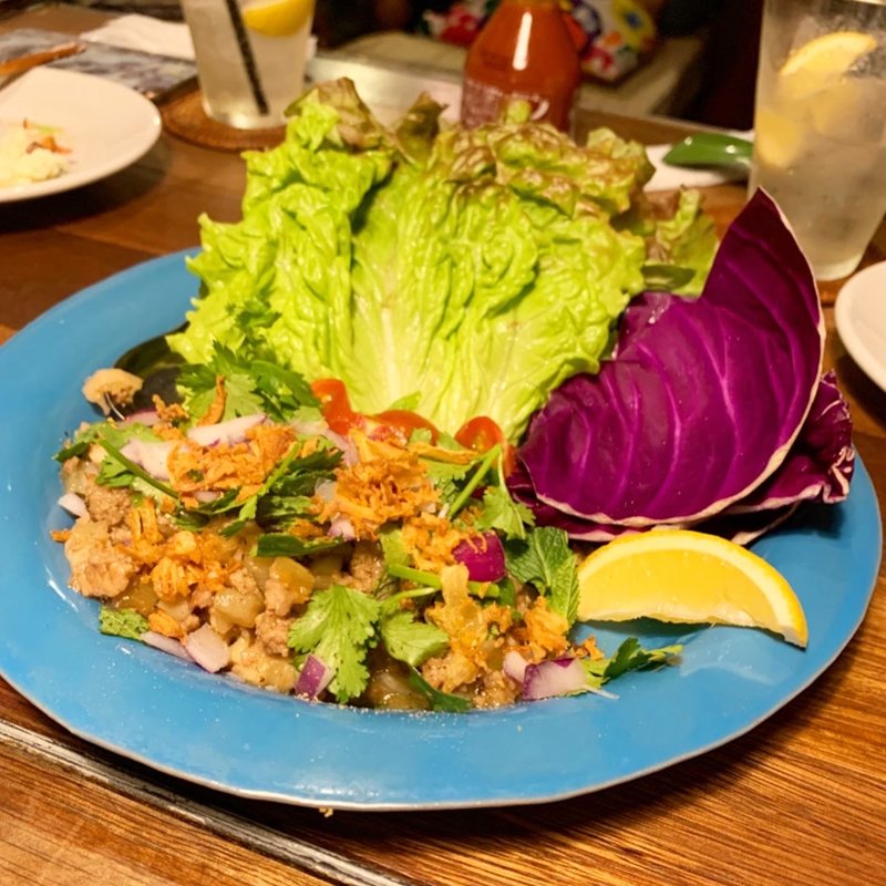 豚挽き肉とレンコンのラープ(think食堂 （シンクショクドウ）)