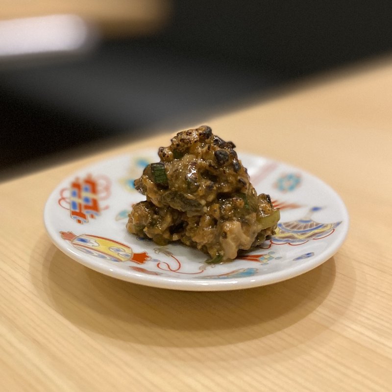 牡蠣のなめろう(酒と肴と蕎麦 サカナケンキュウジョ)