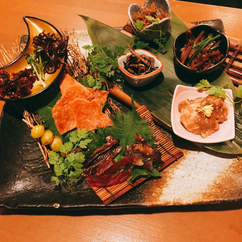 鶏BAR八寸(WA鶏BAR本店)
