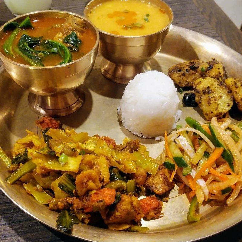 ネパールダルバート(スノーライオン)