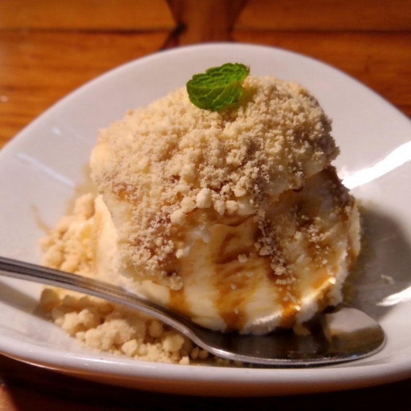 ジーマーミーアイス(満味 （まんみ）)