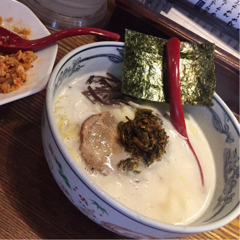 濃厚豚骨らーめん(麺や 六三六 茶屋町店 )