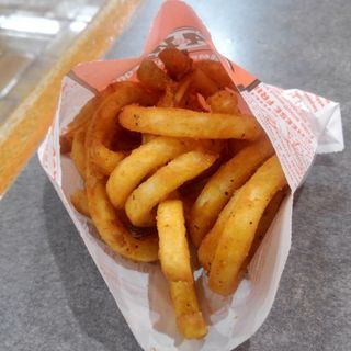 カーリーフライ(Ａ＆Ｗ 名護店 （エイアンドダブリュ）)