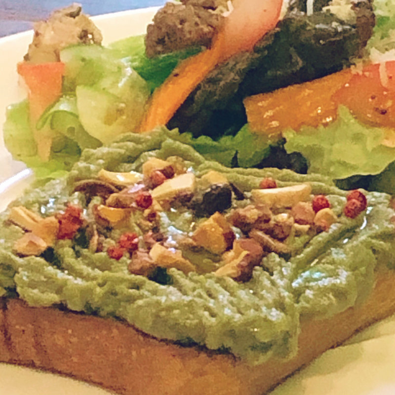 アボカドトーストランチ(バリオスカフェ)