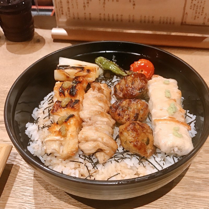 荒木山の焼き鳥丼セット(やきとり　荒木山)