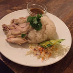 日替り（金）カオマンガイ&スープ(タイ料理 スワンナプームタイ)