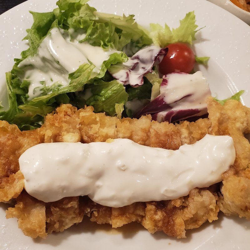 チキン南蛮定食(大阪屋台酒場　串マル)