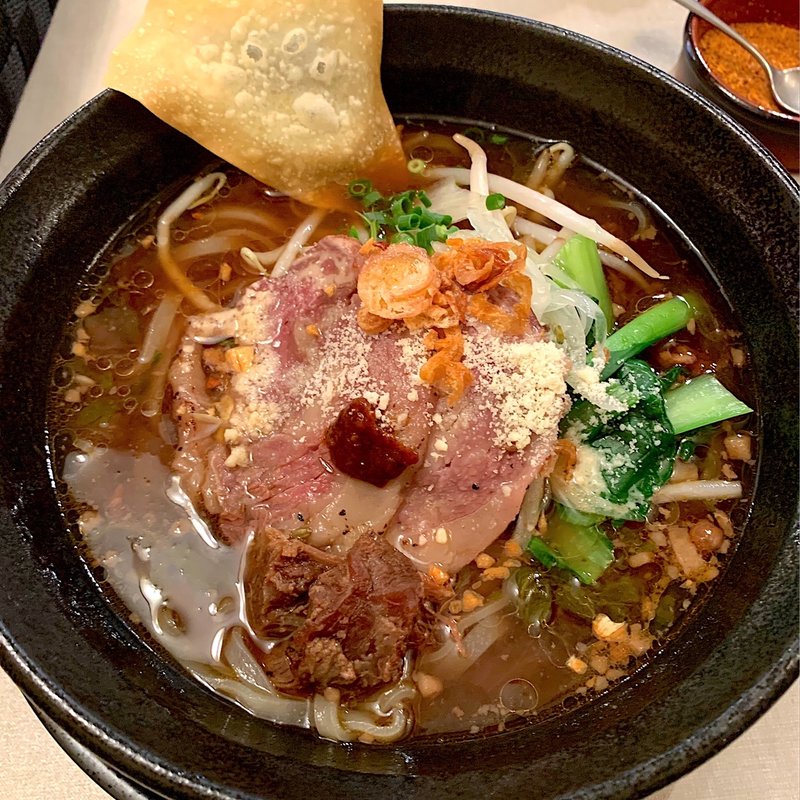 牛肉のチーズ&スパイスラーメン(Field Cheese&Spice Kitchen)