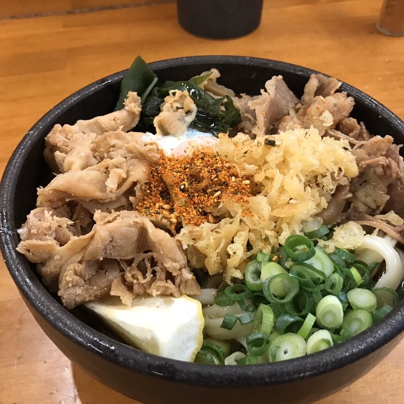 スペシャルぶっかけ(牛肉豚肉入り)(麺処 綿谷 （めんどころ わたや）)