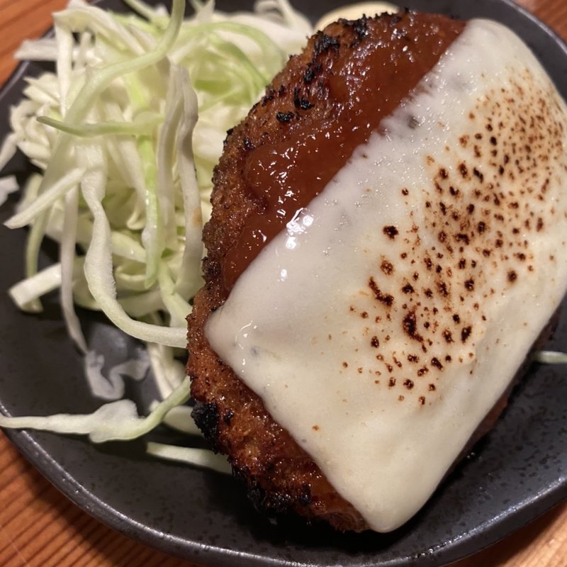 焼きメンチ(やきとんまーちゃん)