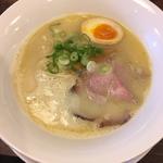 おやまるラーメン(ハルオ サンタダ)