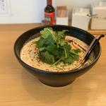 胡麻担担麺