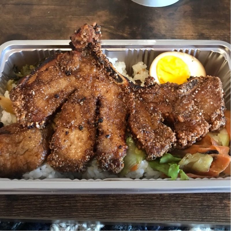 排骨飯弁当(街角饅頭店 吉祥天)