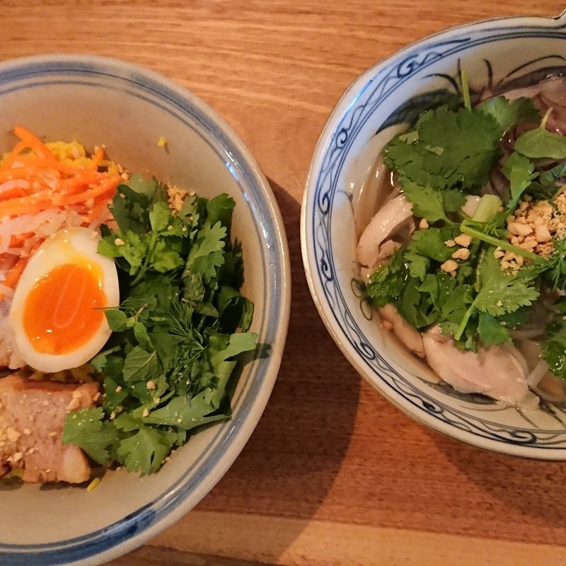 八角香る 国産豚バラ肉の角煮 ベトナムの風(スタンドバインミー)