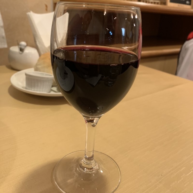 グラスワイン　辛口　まろやかタイプ　赤(ビストロ でぐち )