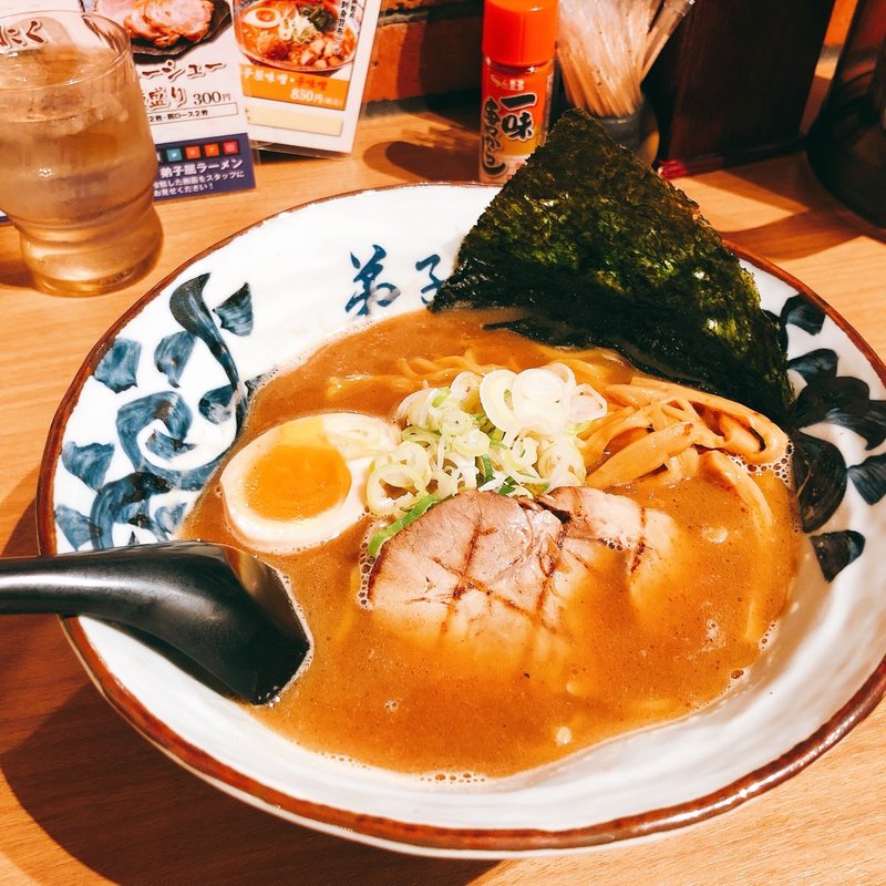 魚介しぼり醤油(弟子屈ラーメン 札幌北広島店 （てしかが）)