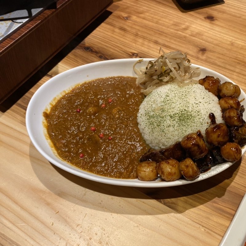 モツデフカレー(ホルモン　モツデフ)