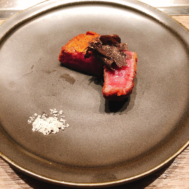 牛ヒレカツ トリュフ添え(うしごろ 銀座店)