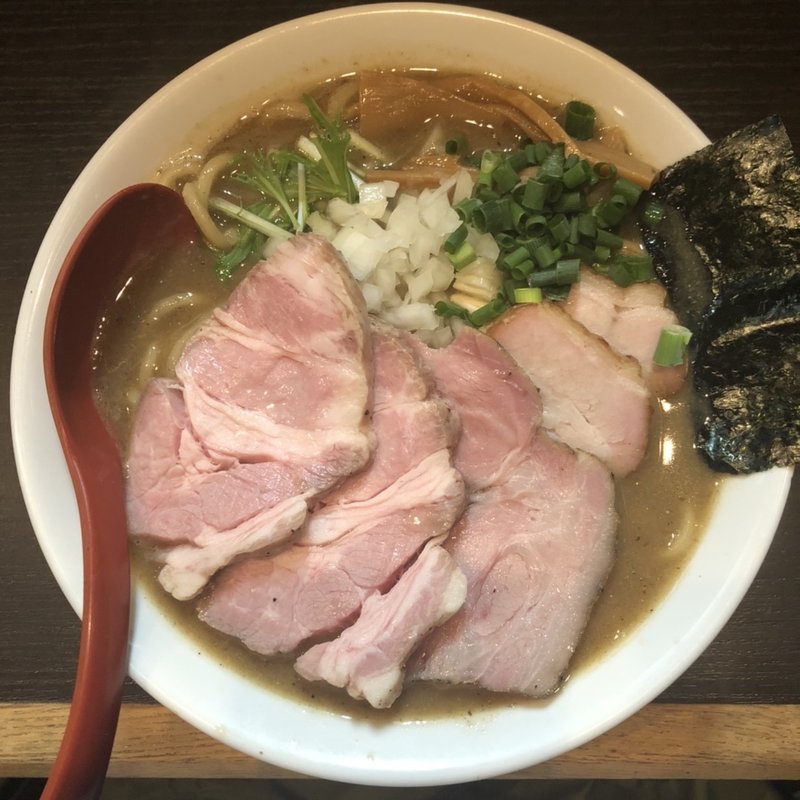 煮干豚骨チャーシュー麺(麺処 夏海 )
