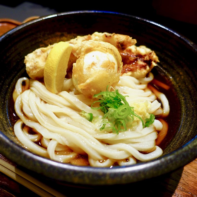 鶏ちく玉天ぶっかけうどん(麺工房北の )