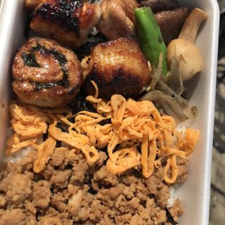 焼鳥弁当(恵比寿　鳥つた)