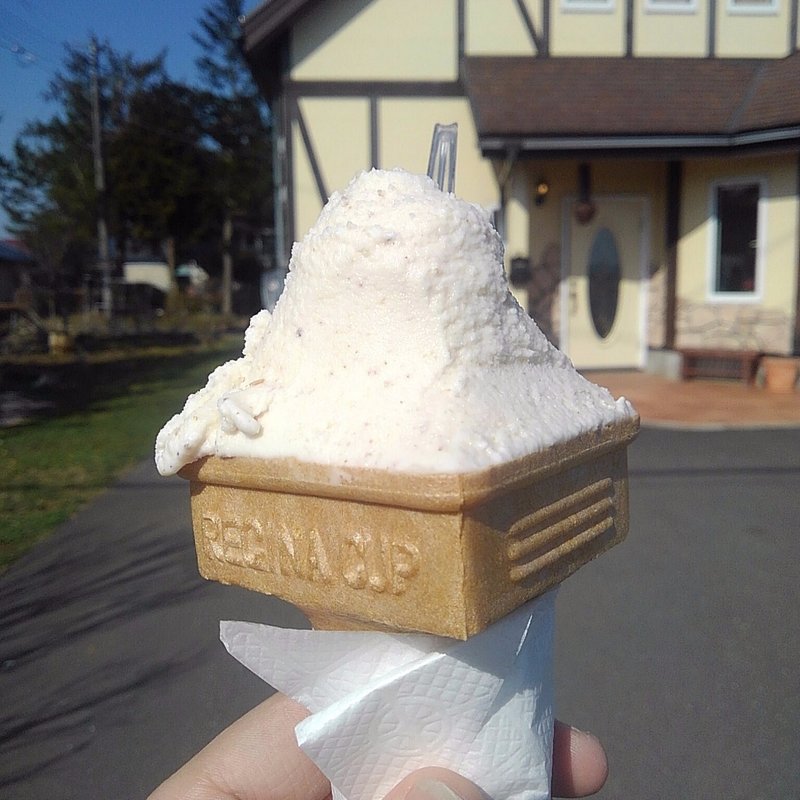 くるみジェラート(カウベル （Cow bell）)