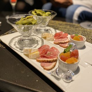 チャーム(BAR6)