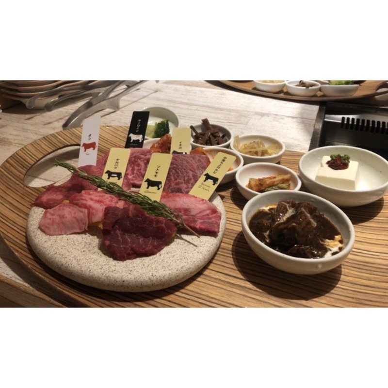 エイジングおすすめ6種食べ比べランチ(熟成和牛焼肉　エイジング・ビーフ)