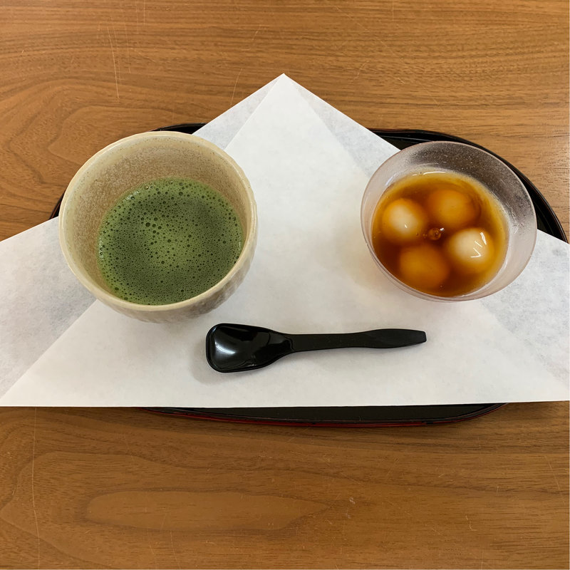 みたらし団子(　休憩所　鞍)