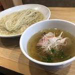 塩つけ麺(らーめん MAIKAGURA)