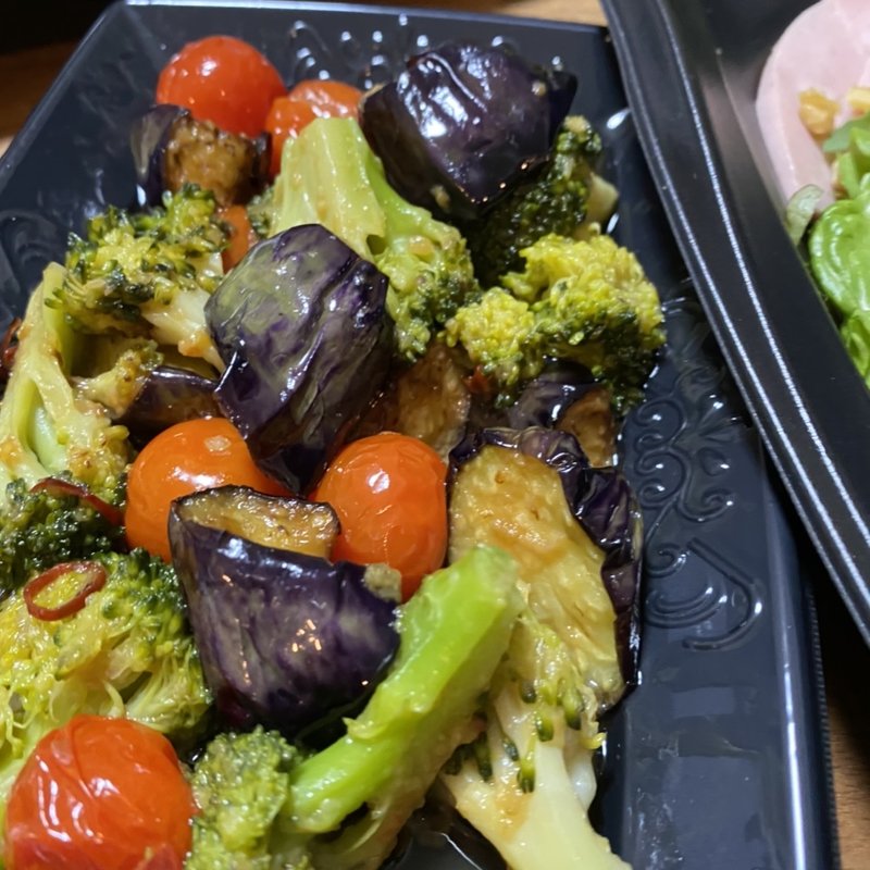 ナスとトマトとブロッコリーのガーリック煮(Gaston&Gaspar 六本木店)