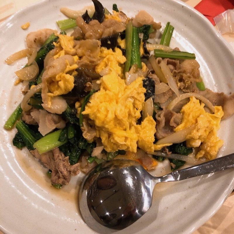 豚肉・卵・キクラゲの炒め物(東海飯店)