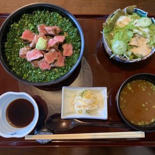ステーキ丼(游膳 )
