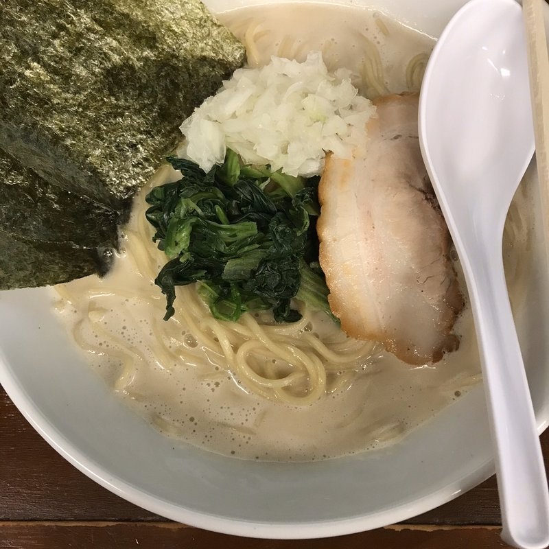 らーめん（醤油鶏魚介）(ゴッチ )