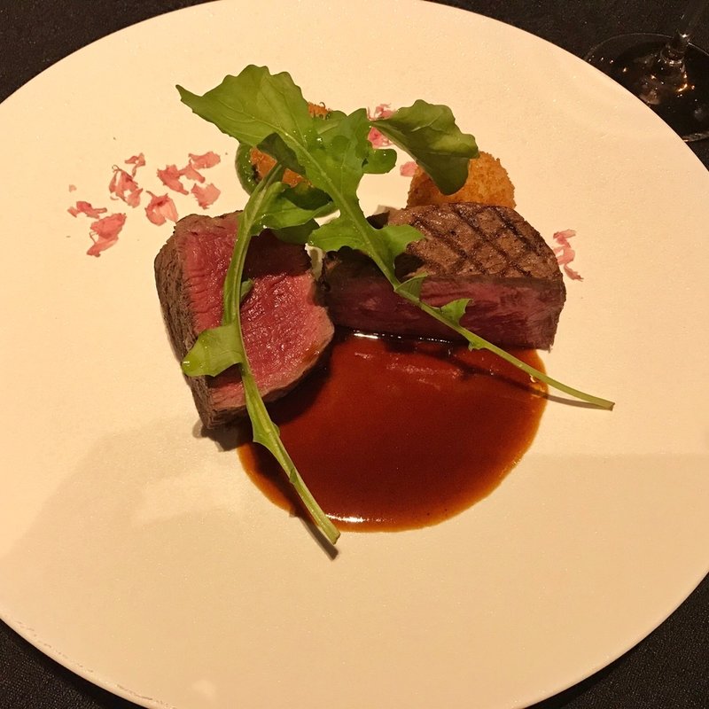 サクラダイニング(New American Grill KANADE TERRACE /ホテル雅叙園東京)