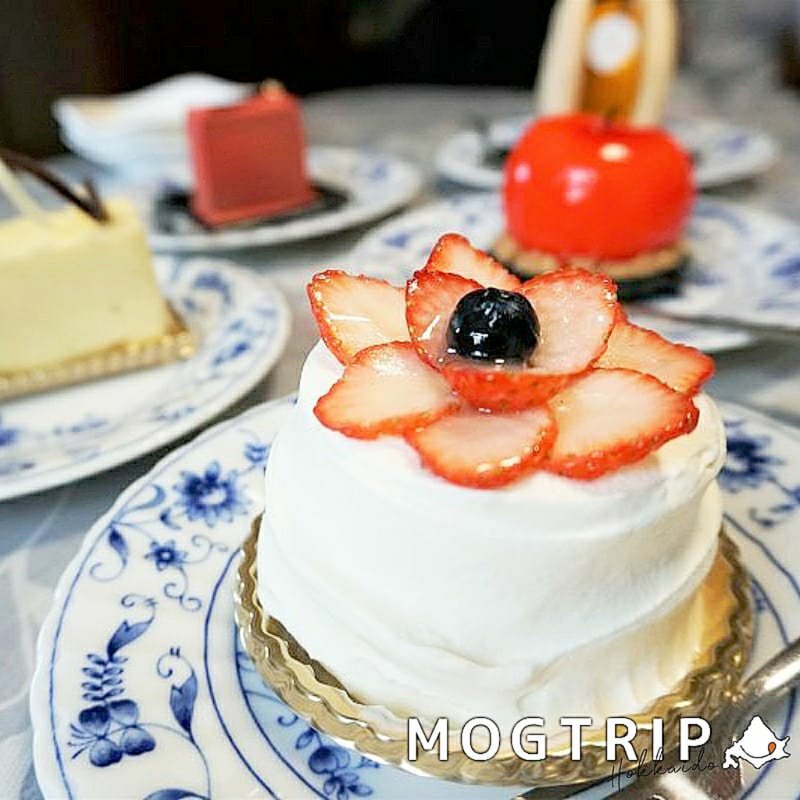 イチゴショート(パティスリーフレール)