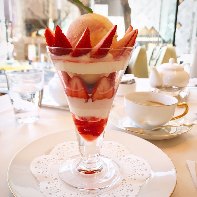 フェイクスイーツ♡贅沢ストロベリーパフェ♡ フェイクスイーツ パフェ 5個セット フェイクスイーツ♡贅沢