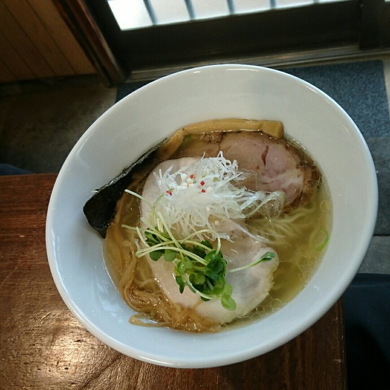 塩ラーメン(らぁめんひろりん)