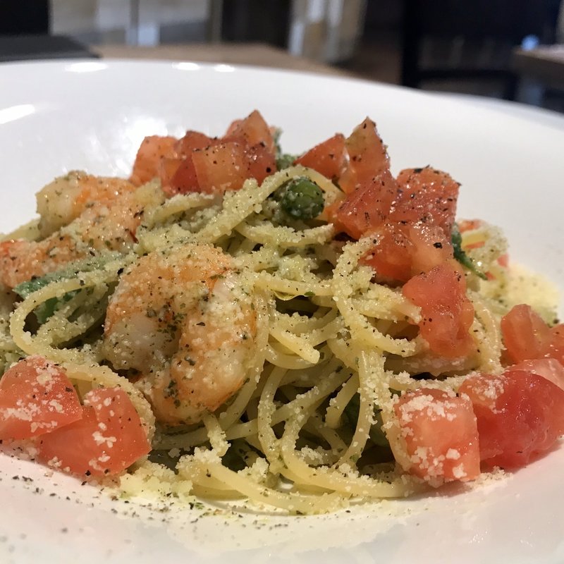 プリプリ海老のジェノベーゼ(PUBLIC HOUSE 武蔵小杉店)