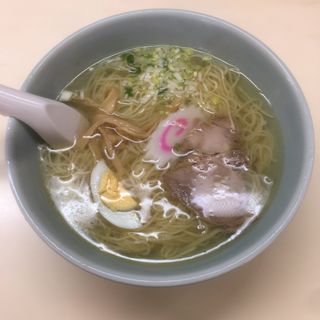 ラーメン塩味(揚子菜館 （餃子）)