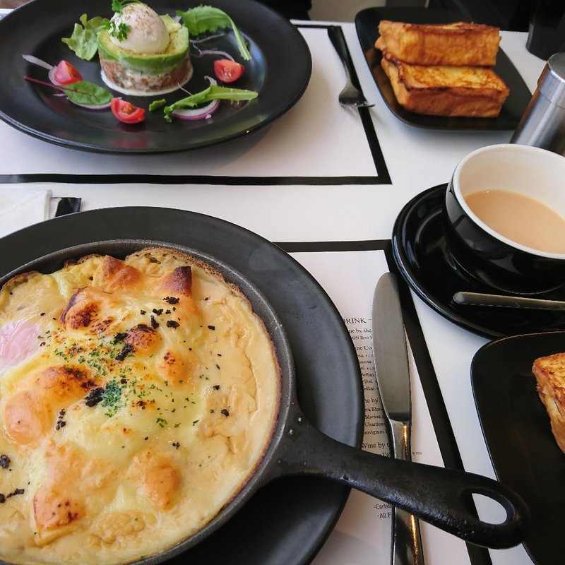 とろとろ卵のポークラグーラビオリ トリュフチーズグラタン(マーサーブランチ　テラスハウス東京)