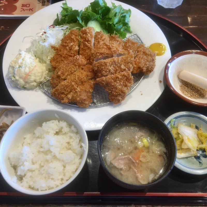 とんきい定食(ミートレストランとんきい )