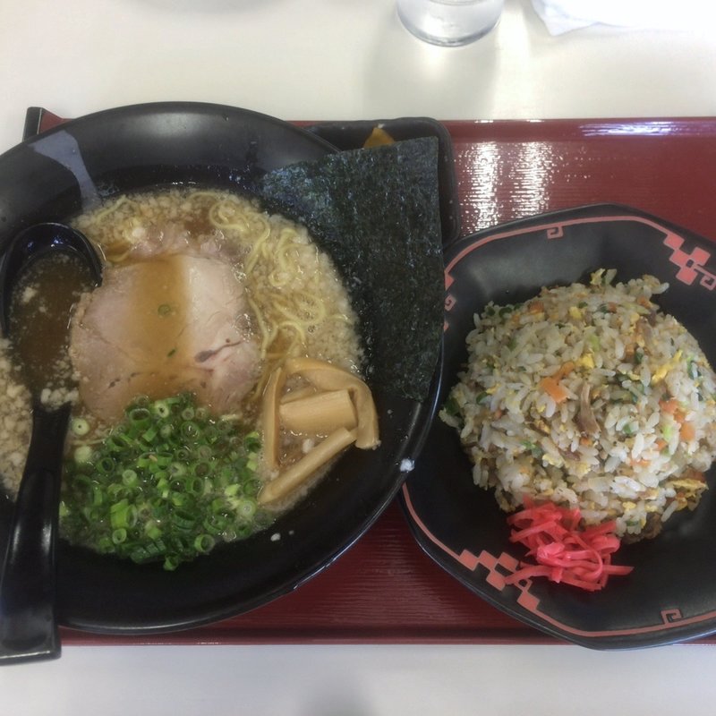 豚骨醤油ラーメン(陣家 )