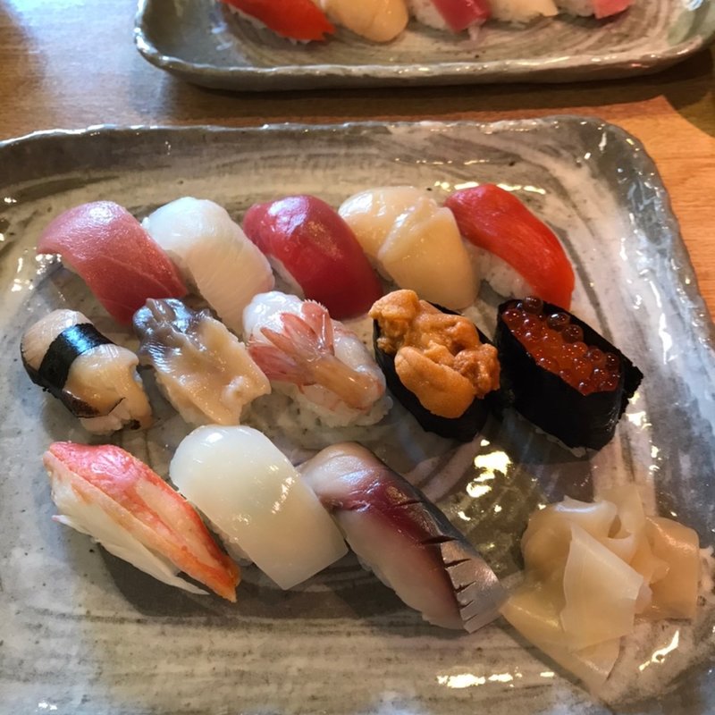 特撰にぎり13貫(和食と鮨のに条)