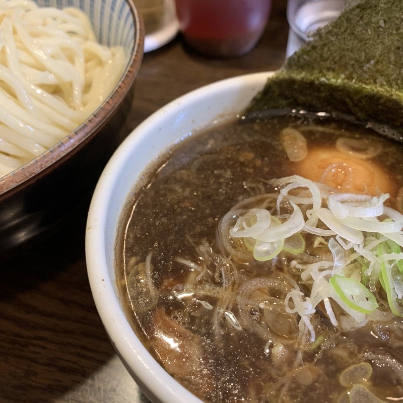 つけ麺(麺舗 十六 （メンポジュウロク）)