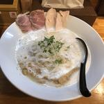 鶏白湯 BASIC(麺処 飯田家)