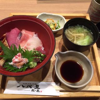 福井市で食べられる海鮮丼ランキング Sarah サラ
